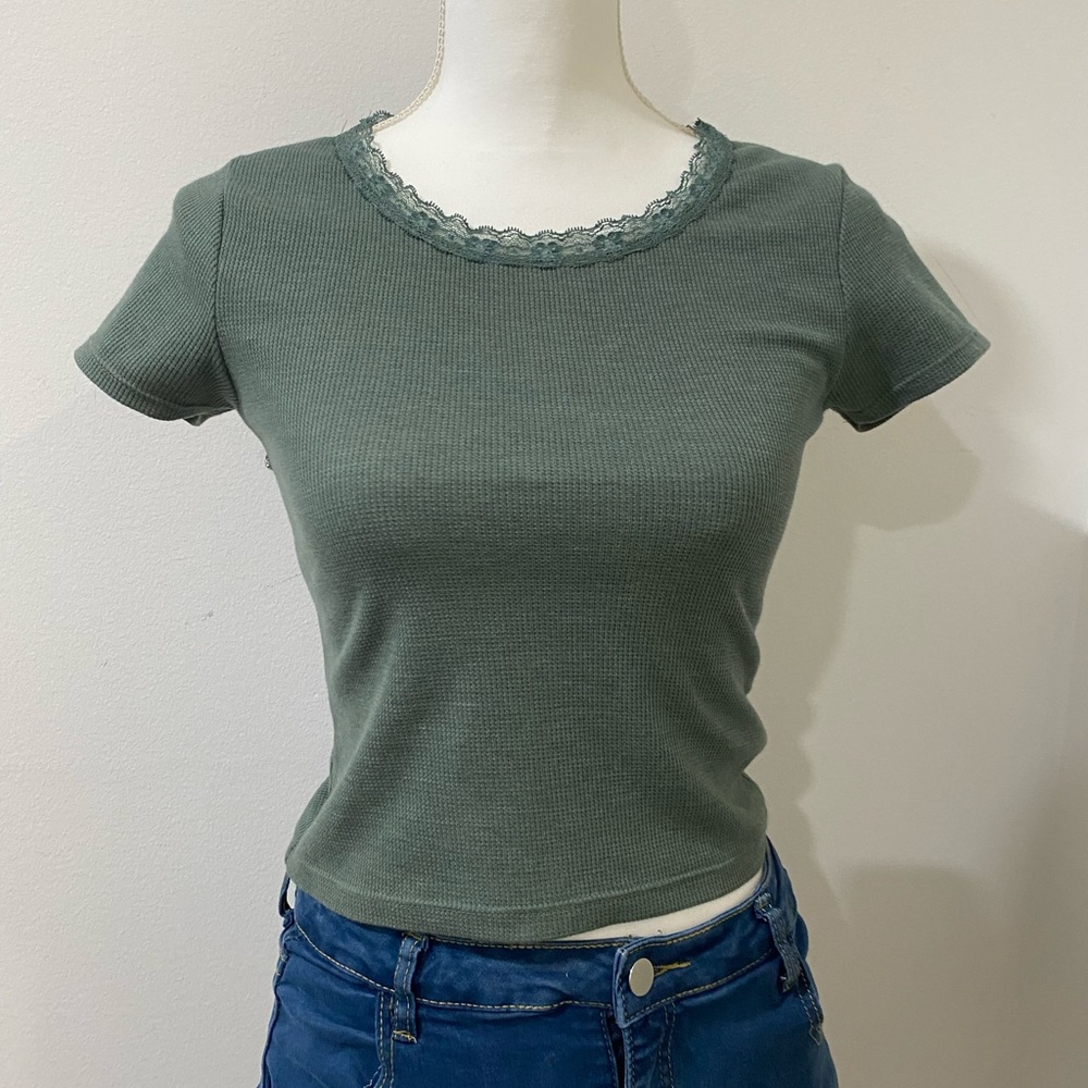 Aeropostal Green Lace Trim Top slightly cropped